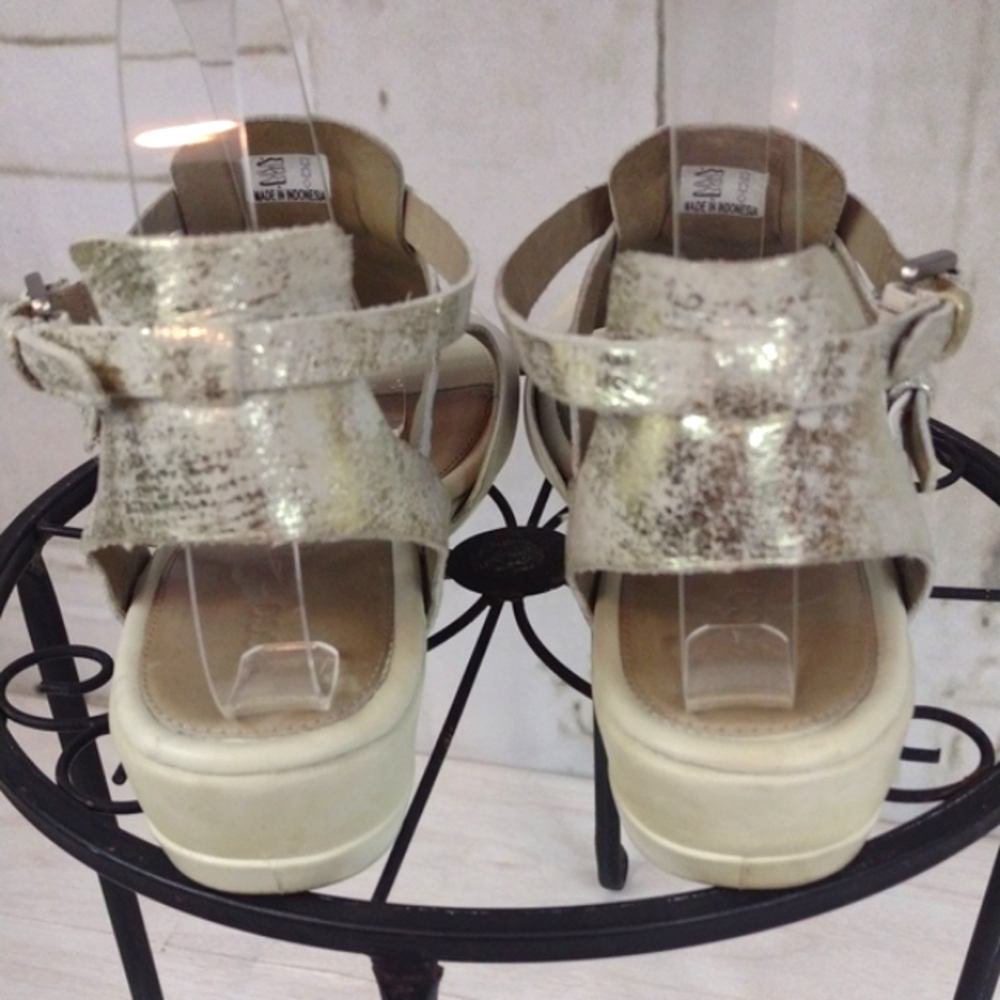 Ecco Gray and Silver Wedge Sandals with Ankle Strap Size 9.5 - Picture 6 of 8